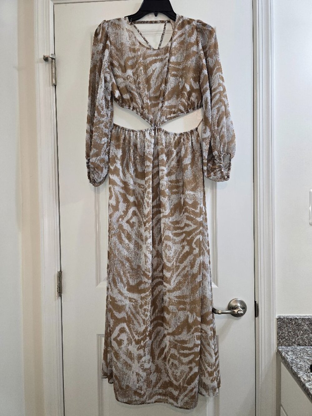 Zara Zebra Print Cut-Out Printed Maxi Dress - White and Camel - Picture 3 of 10